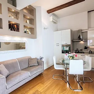  Apartment Borgo San Jacopo Superior By 360rentals Italy