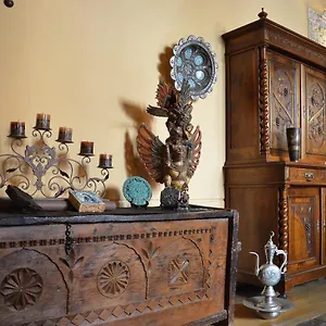  Apartment Ai Cartari Italy